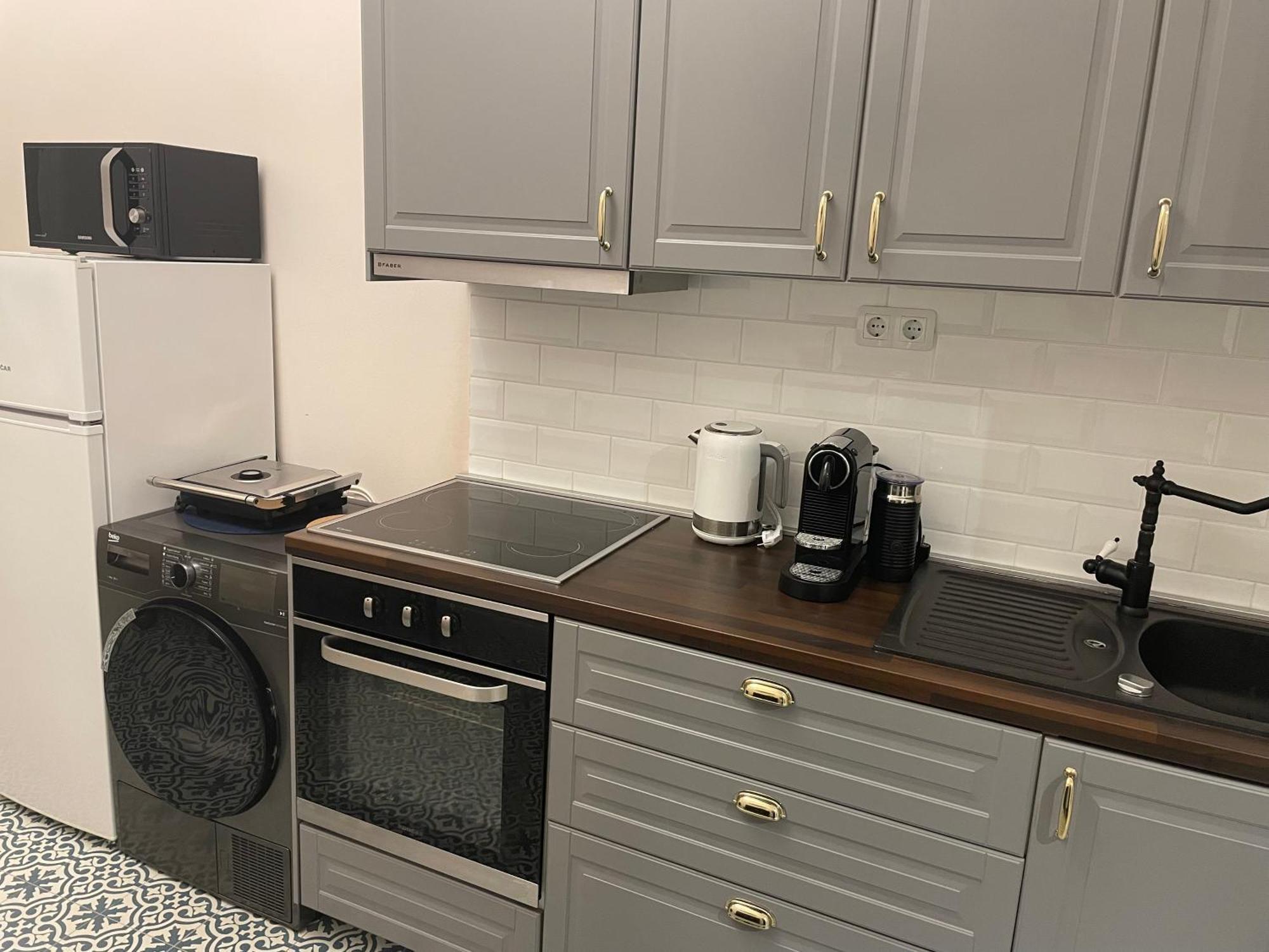 Charming And Cozy Apartment In Center Of Zagreb Eksteriør bilde